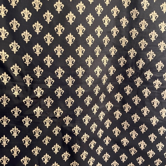 ECHO Vintage Silk Twill Black, Fleur de Lis SCARF 26" X 26" Handroll Hems - Picture 5 of 5